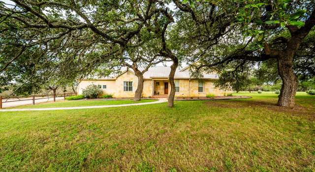 Photo of 307 Pecan Pkwy, Boerne, TX 78006-7962