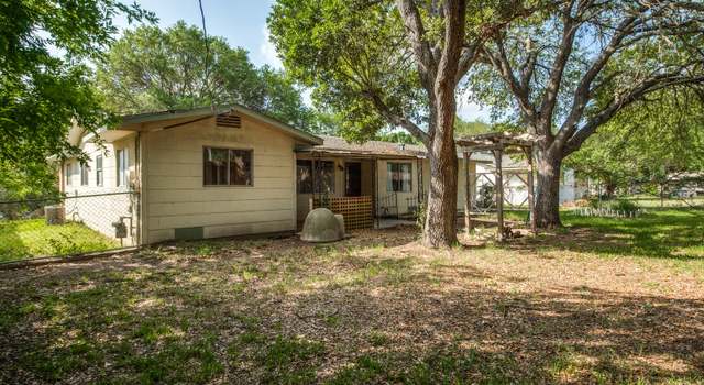 Photo of 7611 Forelock St, San Antonio, TX 78240-3115