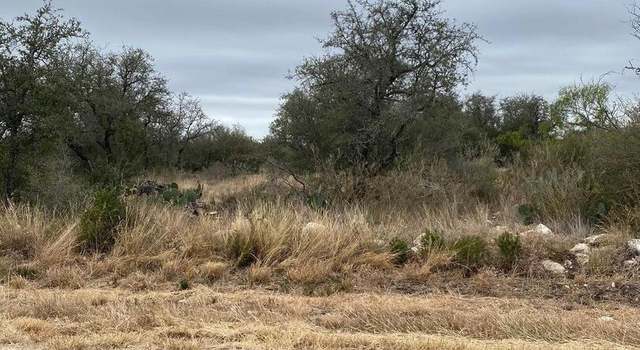 Photo of 343 Legend Hills Rd, Uvalde, TX 78801