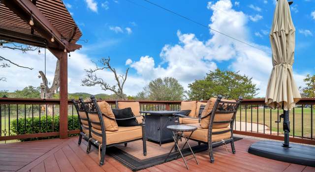 Photo of 1405 Red Bluff Rd, Pipe Creek, TX 78063-5440
