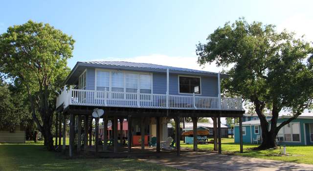 Photo of 38 Peggy, Palacios, TX 77465