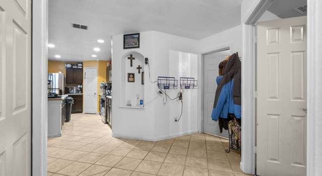 Photo of 6031 Enchantment, San Antonio, TX 78218-3116