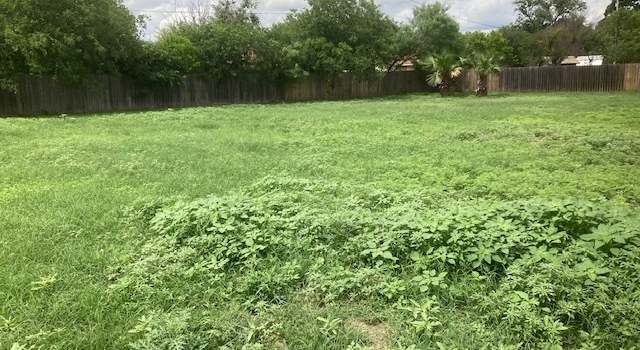 Photo of 125 Sutton Place-lot #18, Uvalde, TX 78801