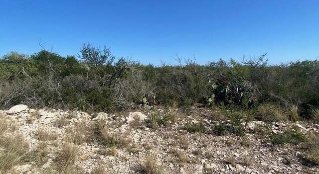 Photo of 29 Rocky Hills Cir, Uvalde, TX 78801