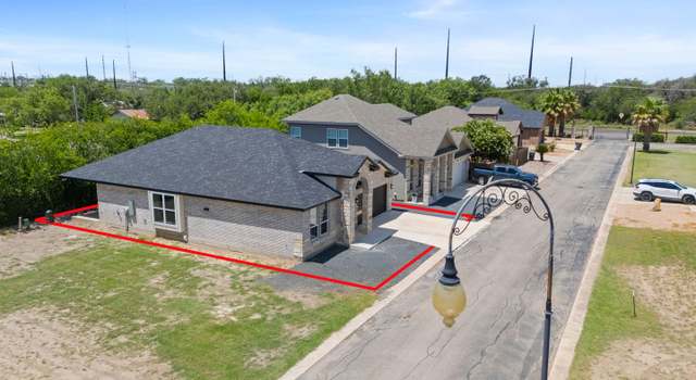 Photo of 109 Sutton Pl, Uvalde, TX 78801