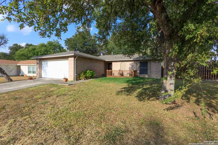 Photo of 13618 Primwood San Antonio, TX 78233