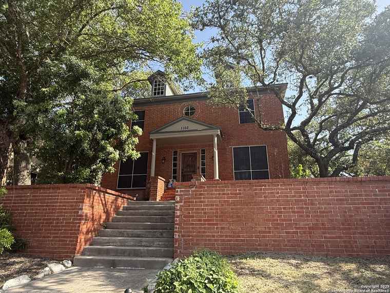 Photo of 1103 Straight Arrow San Antonio, TX 78258