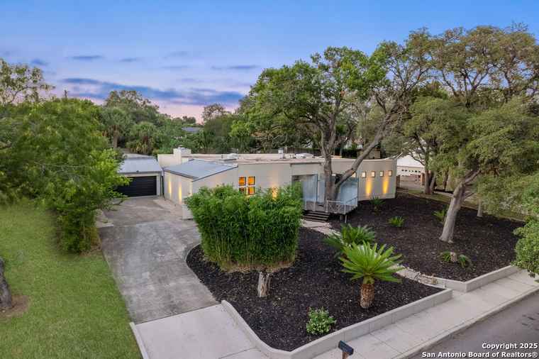 Photo of 2703 Marlborough Dr San Antonio, TX 78230-4540