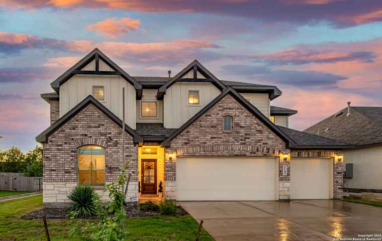 Photo of 2143 Meadow Way New Braunfels, TX 78132