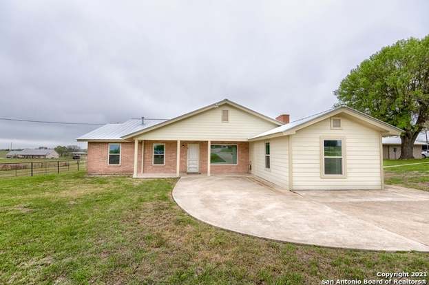 264 W County Road 5719 Devine Tx Mls Redfin
