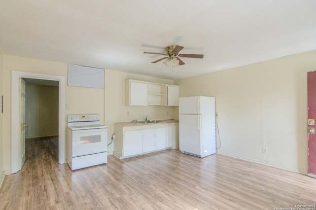 211 W Washington St Seguin TX 78155 6443 MLS# 1689569 Redfin 211 W Washington St Seguin TX 78155 6443 MLS# 1689569 Redfin