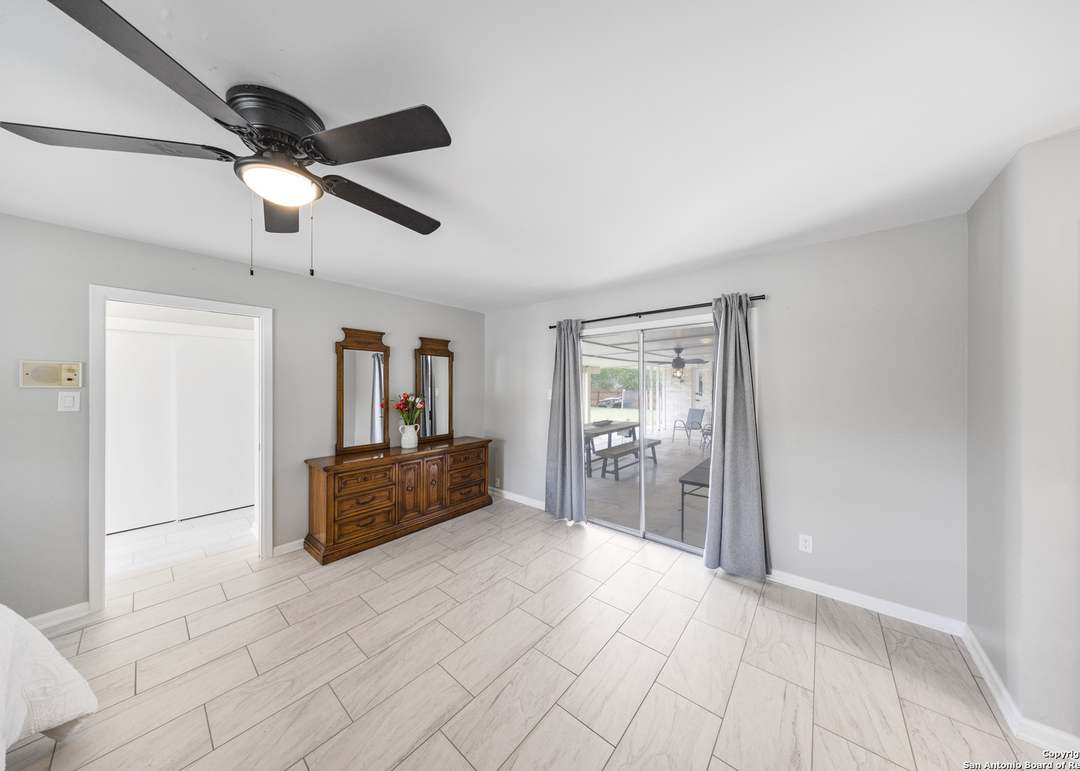 538 Candleglo, Windcrest, TX 78239