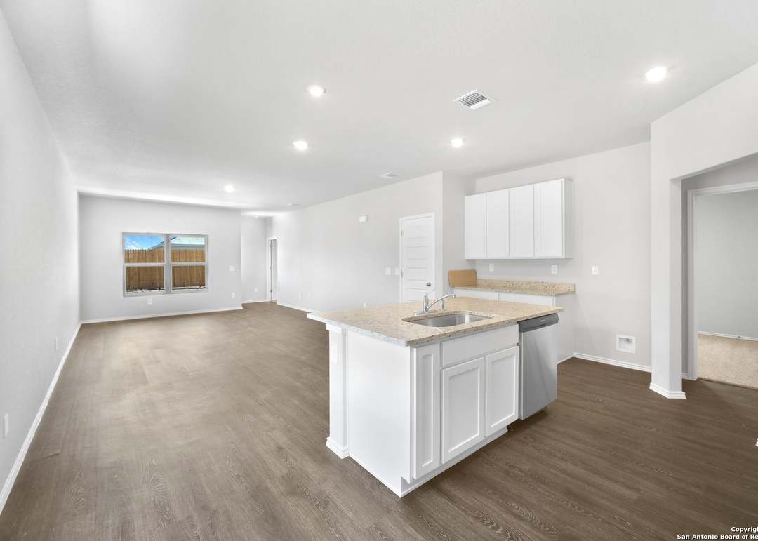 3226 Farm Oak, San Antonio, TX 78223
