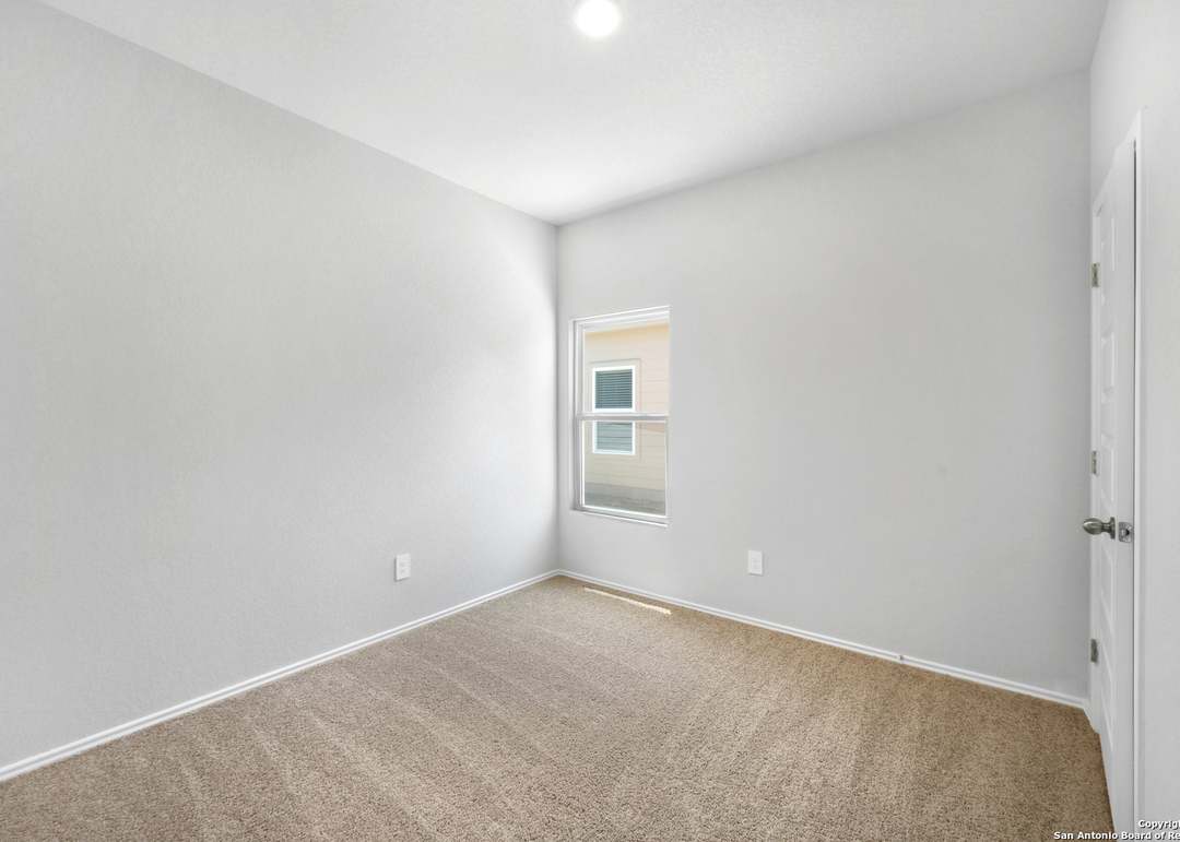 3226 Farm Oak, San Antonio, TX 78223