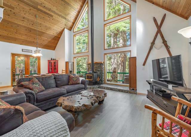 Property at 13950 Herringbone Way, Truckee, CA 96161, 4 beds, 2 baths
