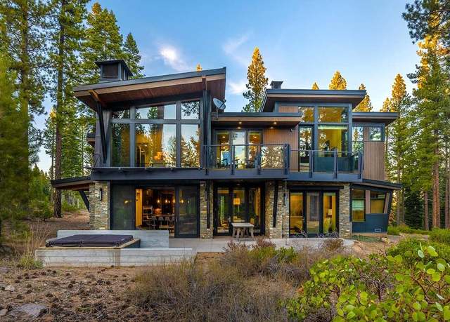 Property at 8349 Thunderbird Cir, Truckee, CA 96161, 4 beds, 4.5 baths