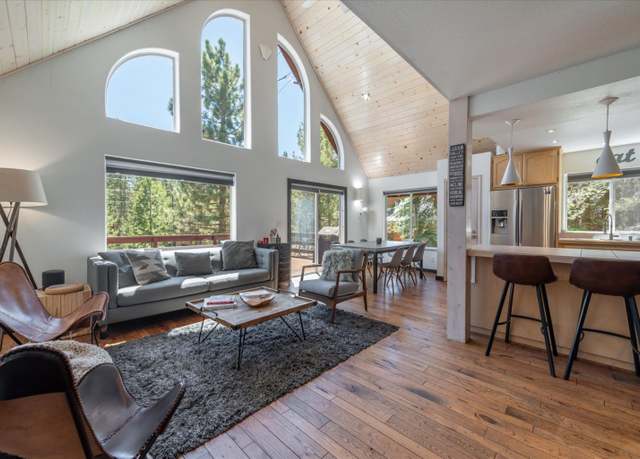 Property at 11539 Chalet Rd, Truckee, CA 96161, 3 beds, 2 baths