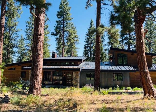 Property at 15556 Lois Ln, Truckee, CA 96161-1273, 4 beds, 3.5 baths