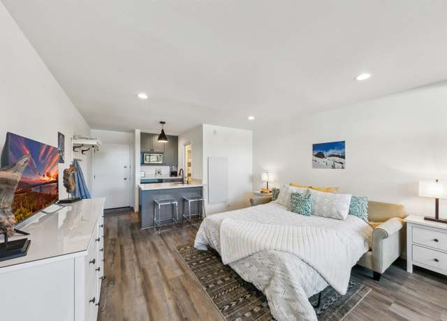 Property at 11589 Snowpeak Way Unit 59-114, Truckee, CA 96161, 1 bath