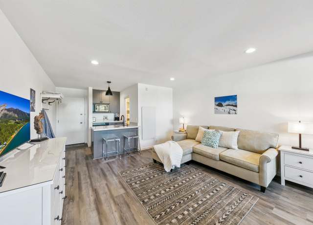 Property at 11589 Snowpeak Way Unit 59-114, Truckee, CA 96161, 1 bath