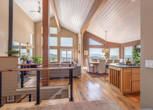 Property at 12957 Pinnacle Loop #6, Truckee, CA 96161, 3 beds, 2.5 baths