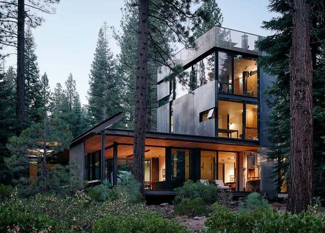 Property at 10865 Holmgrove Ct, Truckee, CA 96161, 4 beds, 4.5 baths