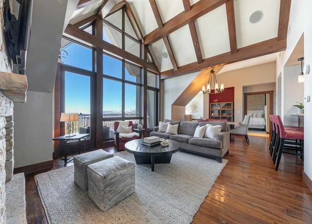 Property at 13031 Ritz Carlton Highlands Ct #605, Truckee, CA 96161, 2 beds, 2.5 baths