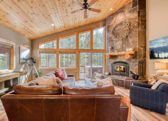 Property at 10945 Lausanne Way, Truckee, CA 96161-0000, 3 beds, 2.5 baths