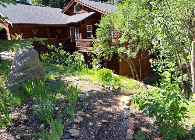 Property at 10694 Laurelwood Dr, Truckee, CA 96161, 3 beds, 2.5 baths