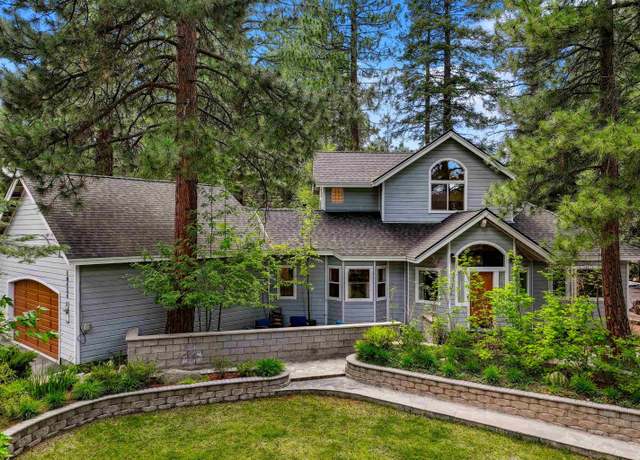 Property at 10454 Royal Crest Dr, Truckee, CA 96161, 3 beds, 2.5 baths