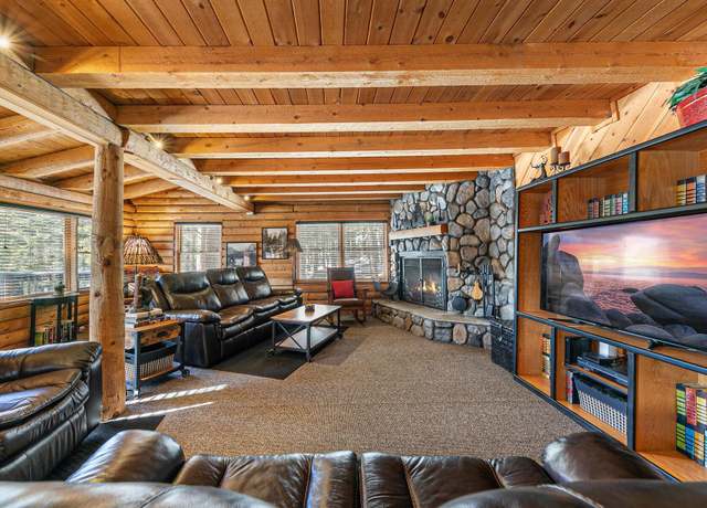 Property at 12103 Northwoods Blvd, Truckee, CA 96161, 4 beds, 3 baths