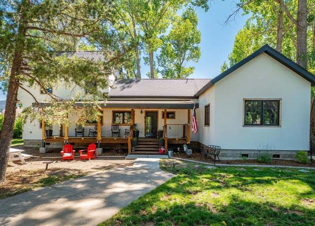 Property at 200 E Main St, Sierraville, CA 96126-0112, 5 beds, 4.5 baths