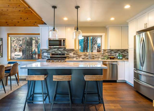 Property at 14569 Tyrol Rd, Truckee, CA 96161, 4 beds, 3 baths