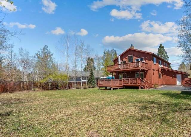 Property at 11359 Dorchester Dr, Truckee, CA 96161, 4 beds, 2.5 baths