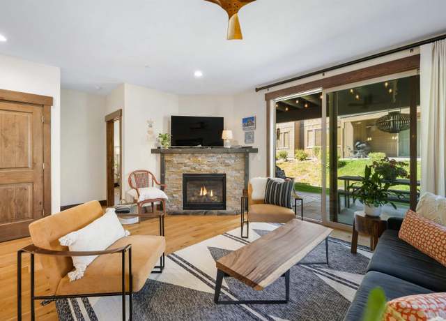 Property at 11567 Dolomite Way #3, Truckee, CA 96161, 3 beds, 2 baths