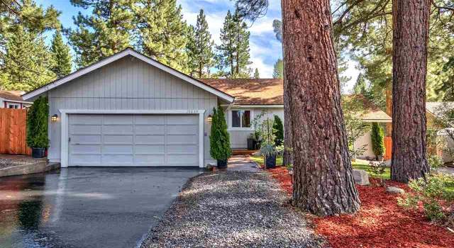 Photo of 15859 Rolands Way, Truckee, CA 96161