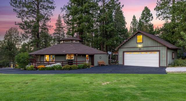 Photo of 10065 Reynold Way, Truckee, CA 96161