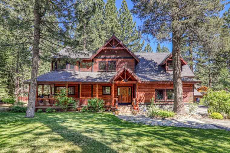 Photo of 11133 Parkland Dr Truckee, CA 96161-0000
