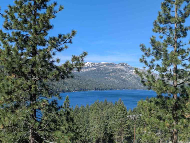 Photo of 12969 Dulzura St Truckee, CA 96161