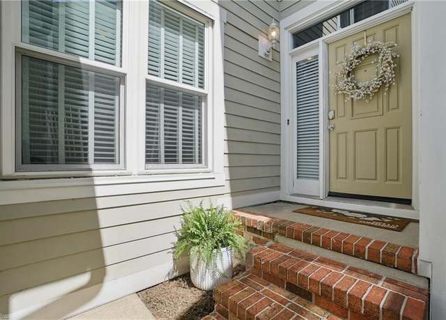 Property at 1078 Collection Creek Way, Virginia Beach, VA 23454, 2 beds, 2.5 baths