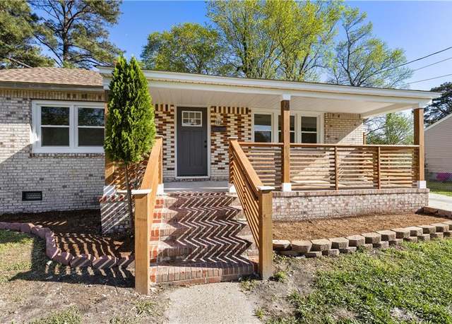 Property at 500 Dwight Dr, Portsmouth, VA 23701, 3 beds, 2.5 baths
