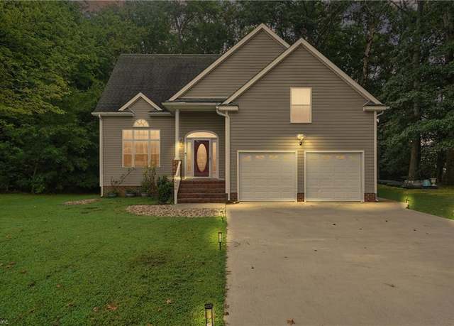 Property at 1438 Chancellor Ct, Suffolk, VA 23434, 4 beds, 2.5 baths