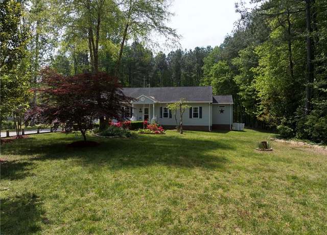 Property at 5834 Burleigh Rd, Gloucester, VA 23061, 3 beds, 2 baths