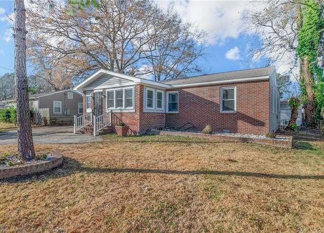 Property at 110 Wilson St, Portsmouth, VA 23701, 5 beds, 2.5 baths