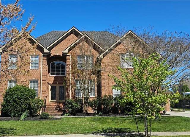 Property at 2252 Rio Rancho Dr, Virginia Beach, VA 23456, 5 beds, 4 baths