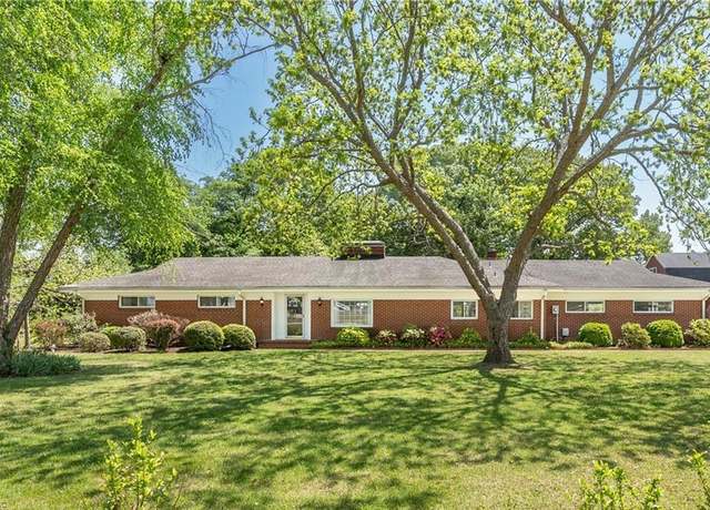 Property at 101 Stadium Dr, Chesapeake, VA 23322, 5 beds, 3 baths