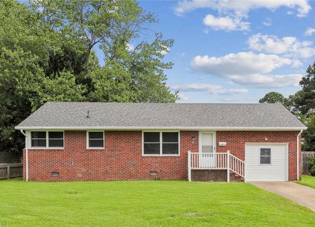 Property at 11 Eastlawn Dr, Hampton, VA 23664, 3 beds, 1 bath