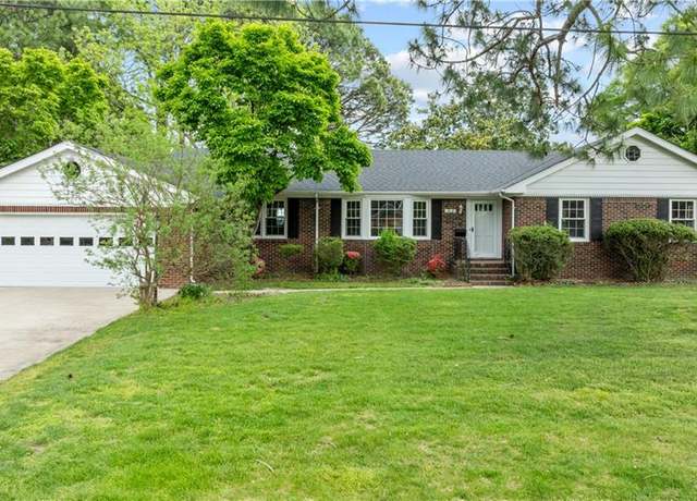 Property at 212 Convention Dr, Virginia Beach, VA 23462, 3 beds, 2 baths