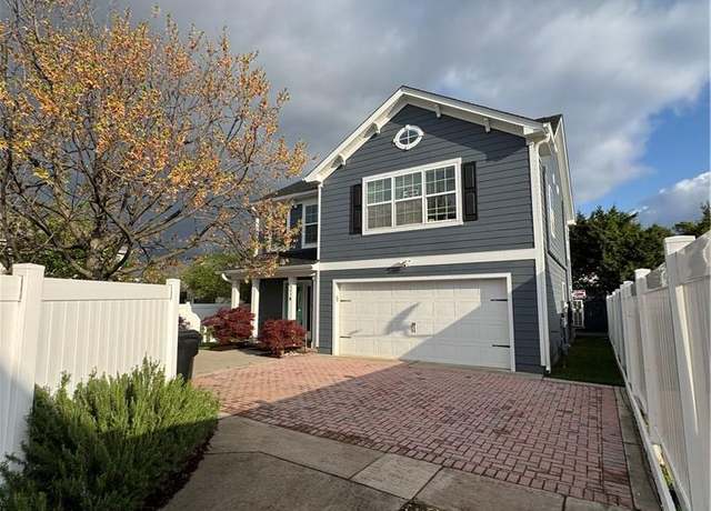 Property at 403B 16th St, Virginia Beach, VA 23451, 4 beds, 2.5 baths