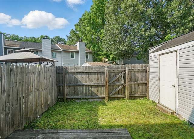 Property at 3441 Bruin Dr, Chesapeake, VA 23321, 2 beds, 1.5 baths